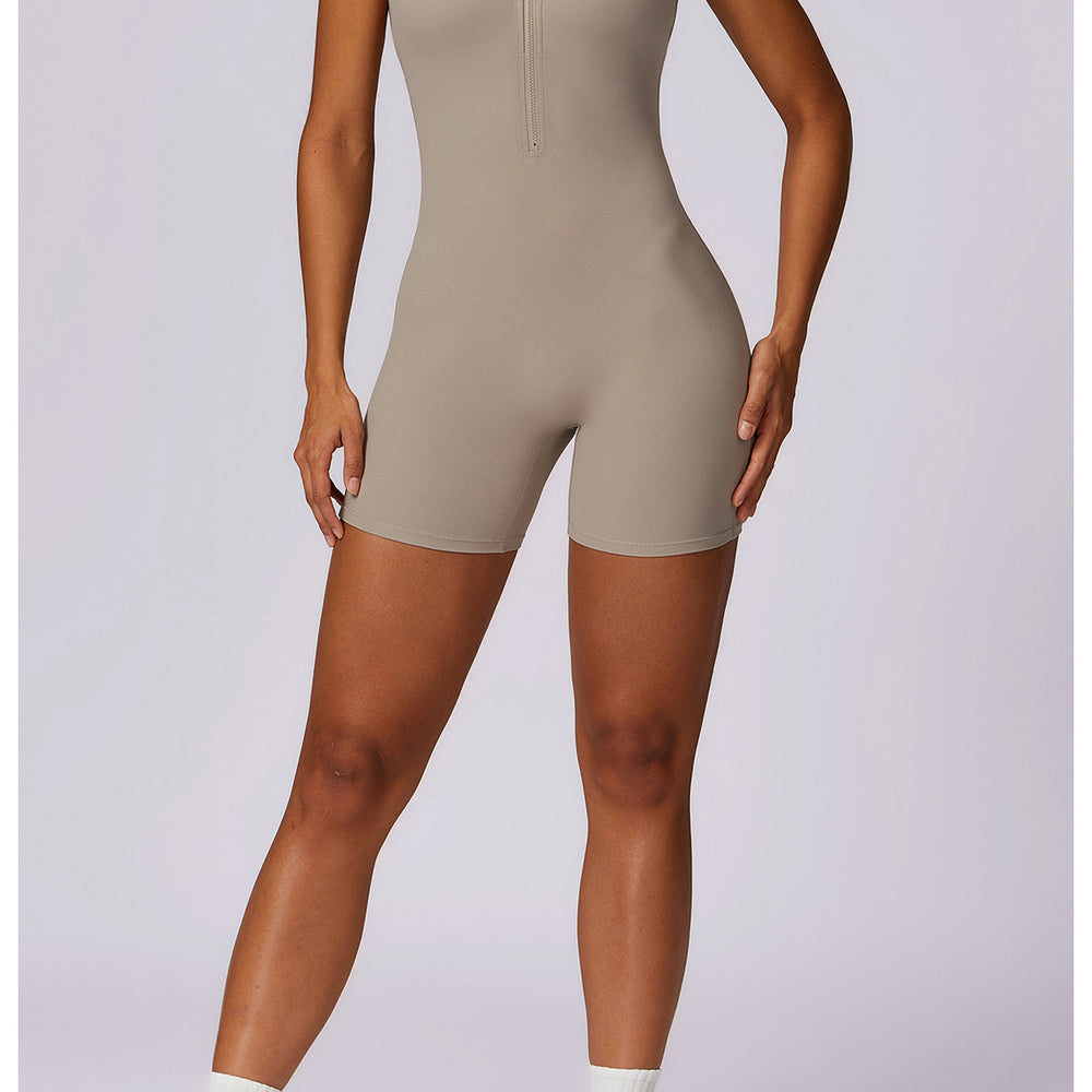 
                      
                        The Summer-Suit - Lightweight, Breezy Elegance for Warm Days
                      
                    
