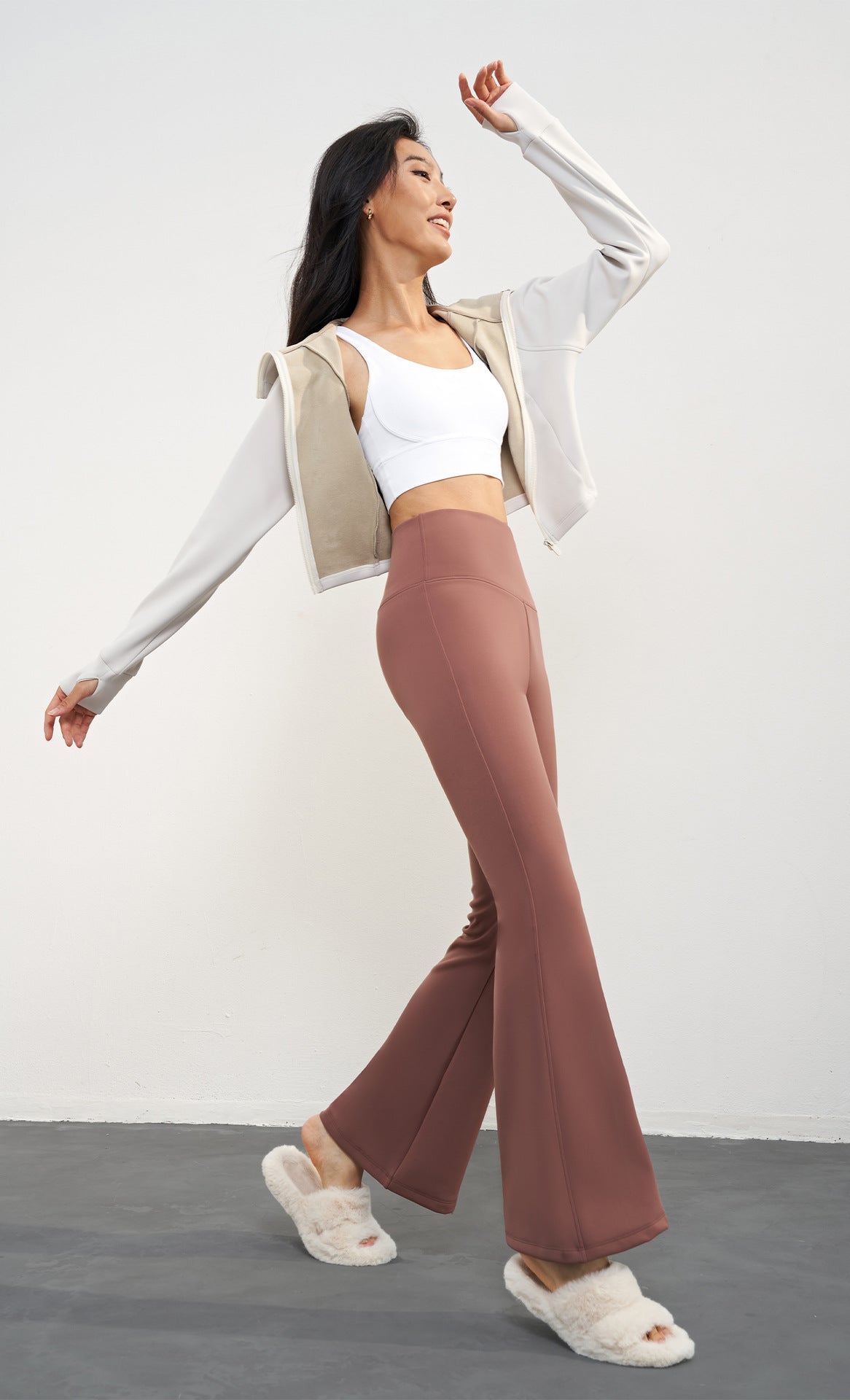 Verona Jacket: Chic & Warm - Perfect for Every Season & Style 