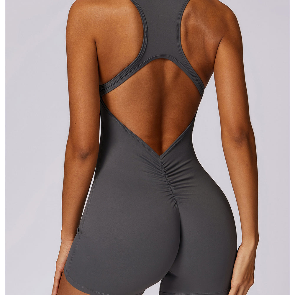 
                      
                        The Summer-Suit - Lightweight, Breezy Elegance for Warm Days
                      
                    